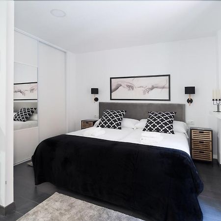 Housingleon - Five Rooms Ngoại thất bức ảnh