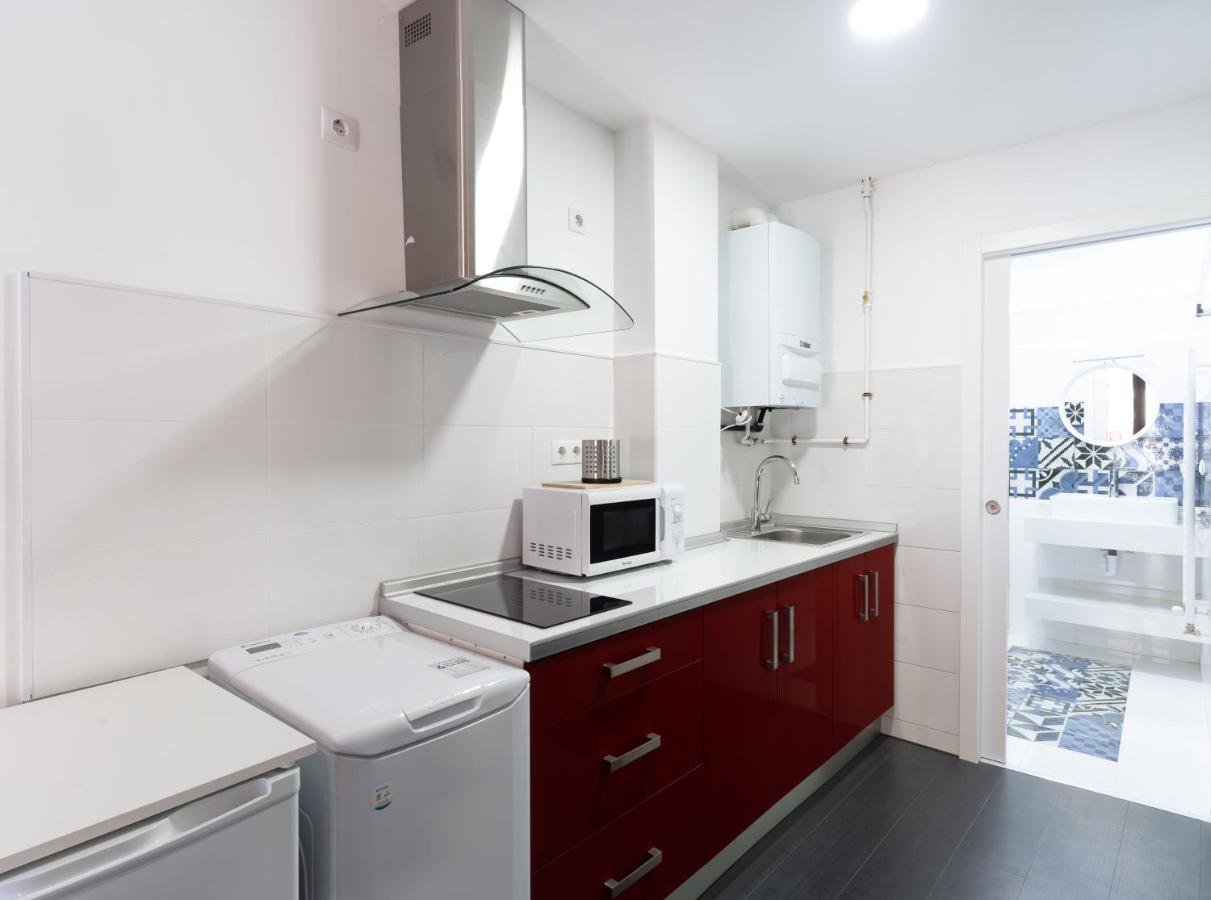 Housingleon - Five Rooms Ngoại thất bức ảnh