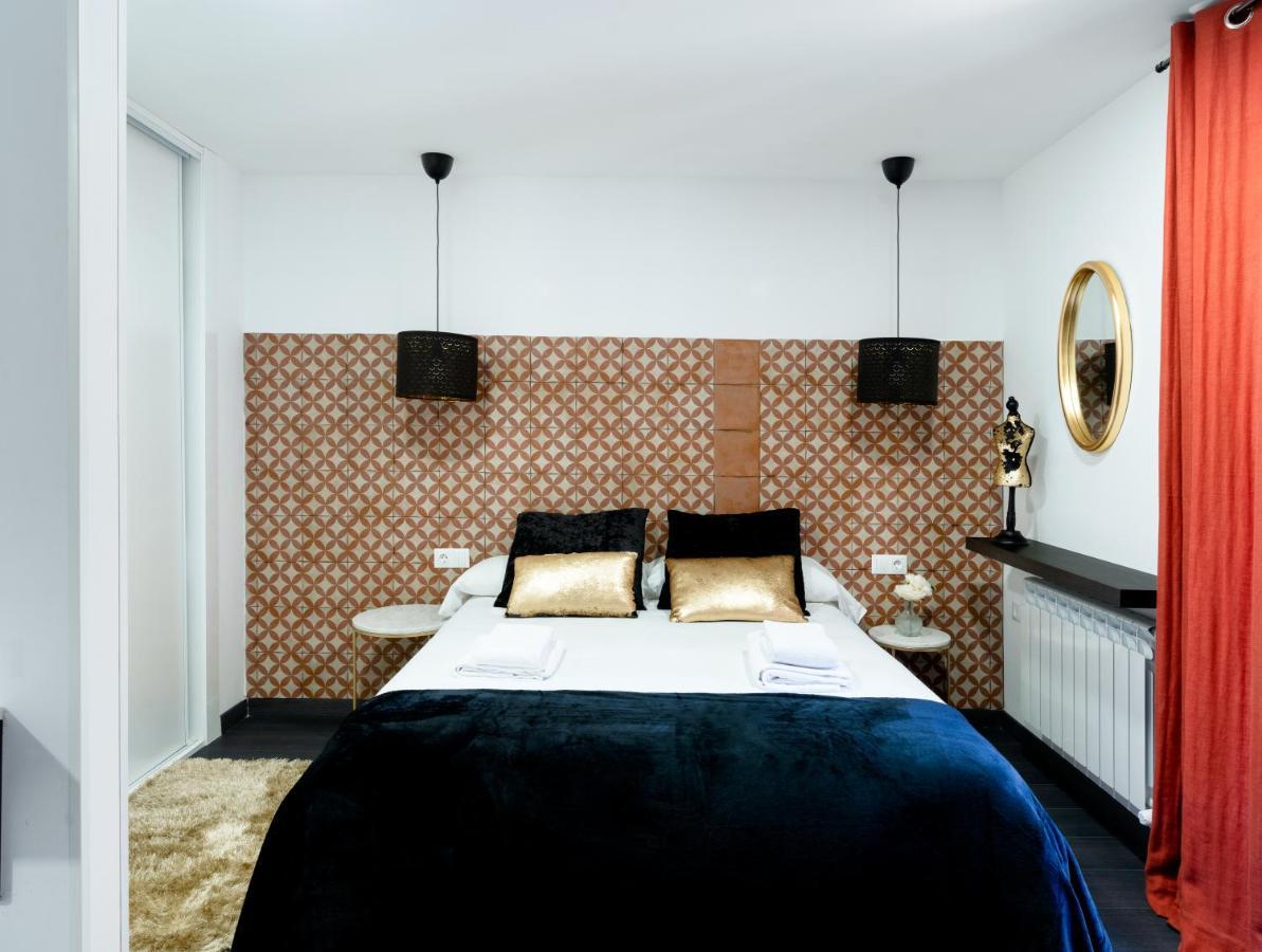 Housingleon - Five Rooms Ngoại thất bức ảnh