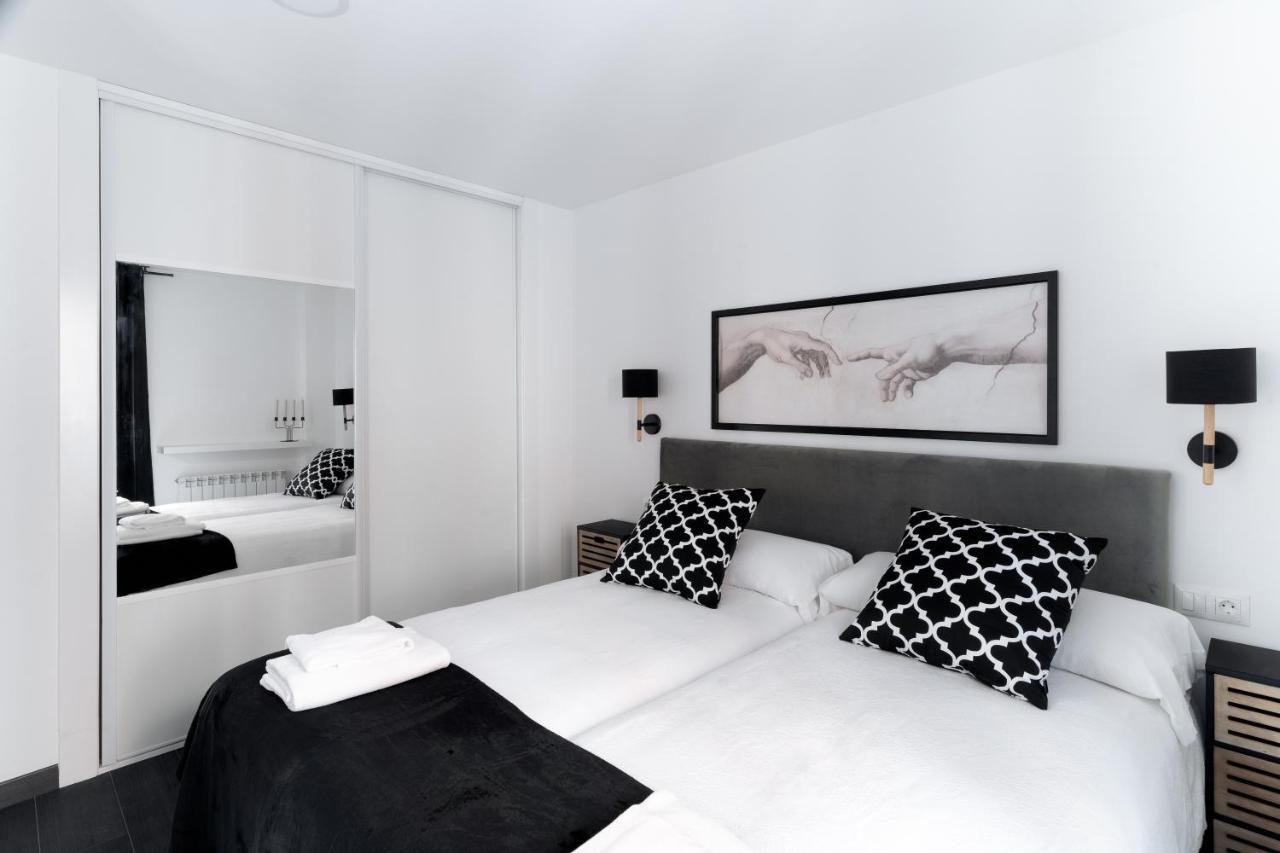 Housingleon - Five Rooms Ngoại thất bức ảnh