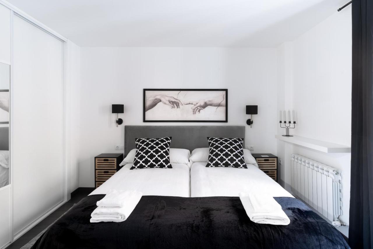Housingleon - Five Rooms Ngoại thất bức ảnh