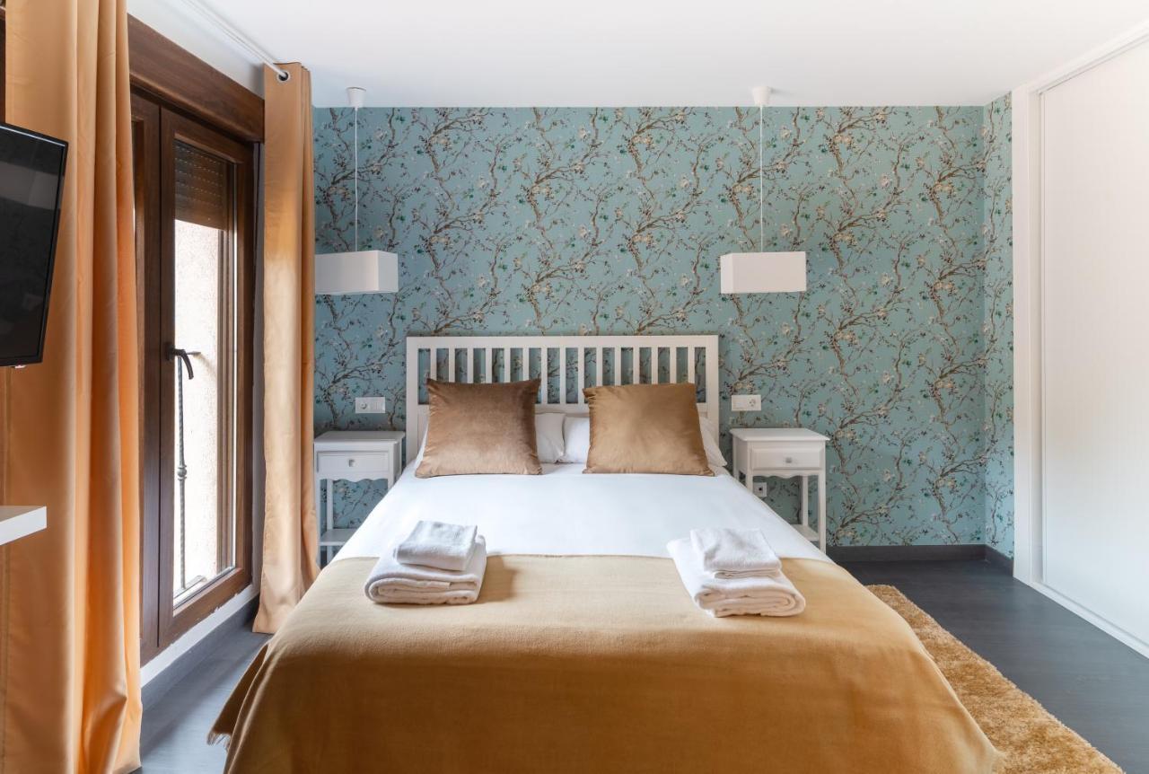 Housingleon - Five Rooms Ngoại thất bức ảnh